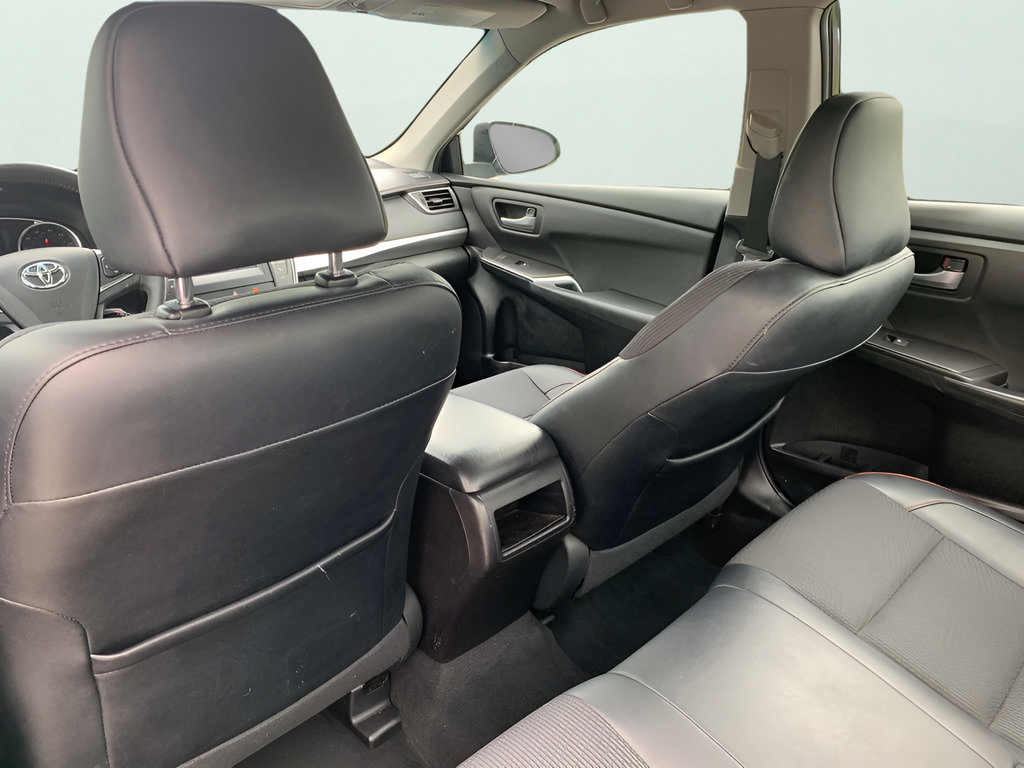 Used 2017 Toyota Camry SE FWD image 39