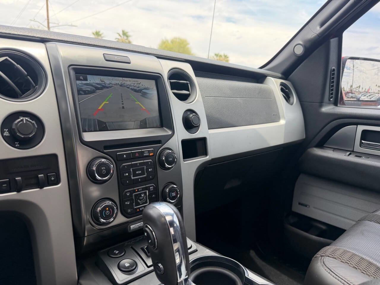 Used 2014 Ford F150 Raptor w/ Equipment Group 801A Luxury AWD/4WD image 24