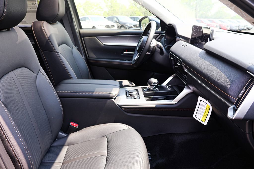 Used 2025 MAZDA CX-90 3.3 Turbo w/ Preferred Package AWD/4WD image 38