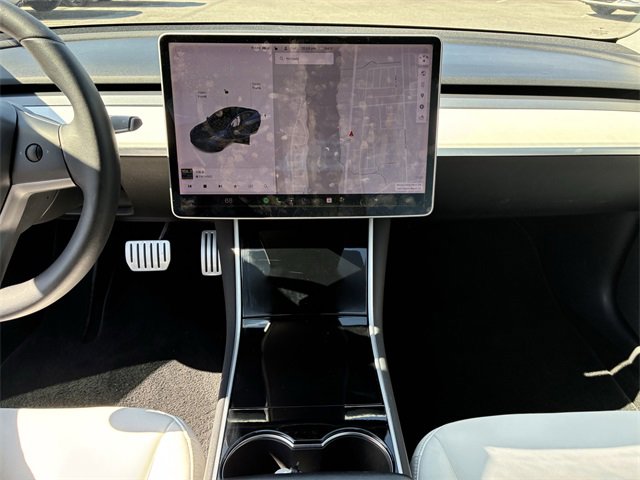Used 2020 Tesla Model 3 Performance image 23