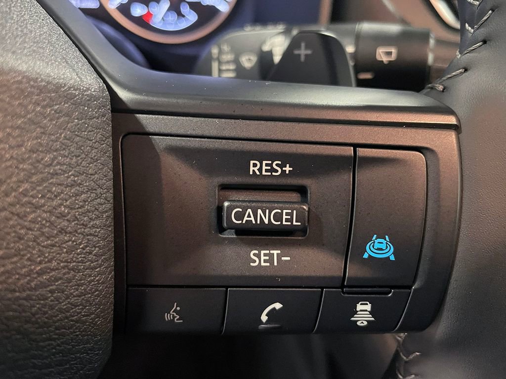 Used 2026 Nissan Rogue SV AWD/4WD image 34