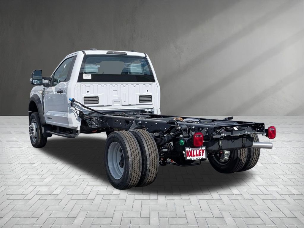 New 2026 Ford F550 4x4 Regular Cab Super Duty image 5