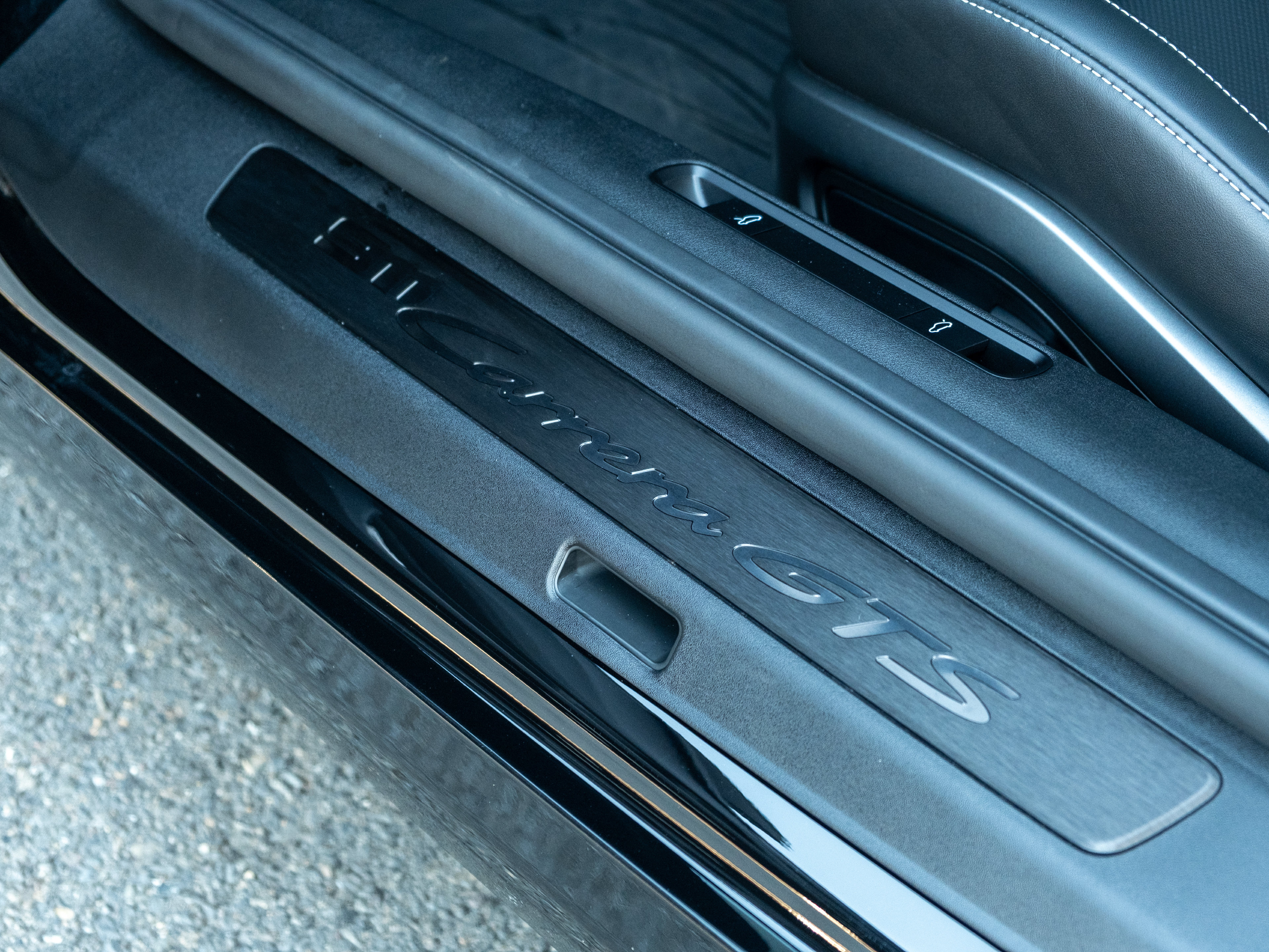 Certified 2026 Porsche 911 Carrera GTS RWD image 42
