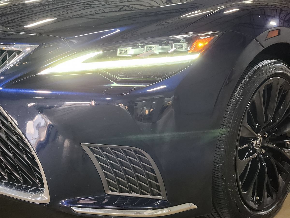 Used 2022 Lexus LS 500 w/ Interior Upgrade Package RWD image 14