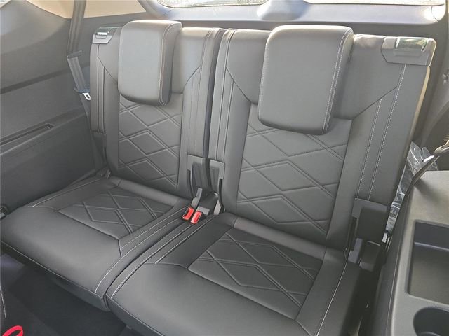 New 2026 Volkswagen Atlas SE FWD image 7