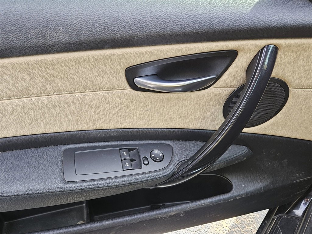 Used 2009 BMW 128i Coupe image 8