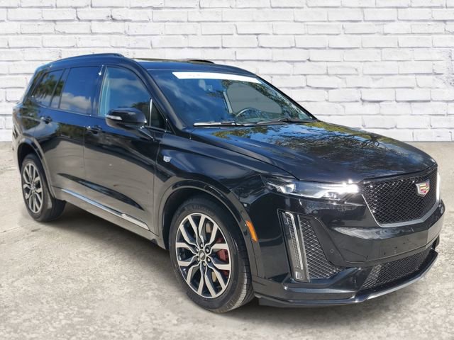 Used 2023 Cadillac XT6 Sport w/ Technology Package image 5