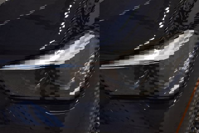 Used 2022 BMW X6 xDrive40i w/ M Sport Package image 17