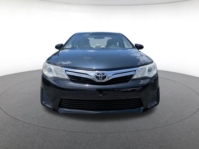 Used 2012 Toyota Camry LE FWD image 8