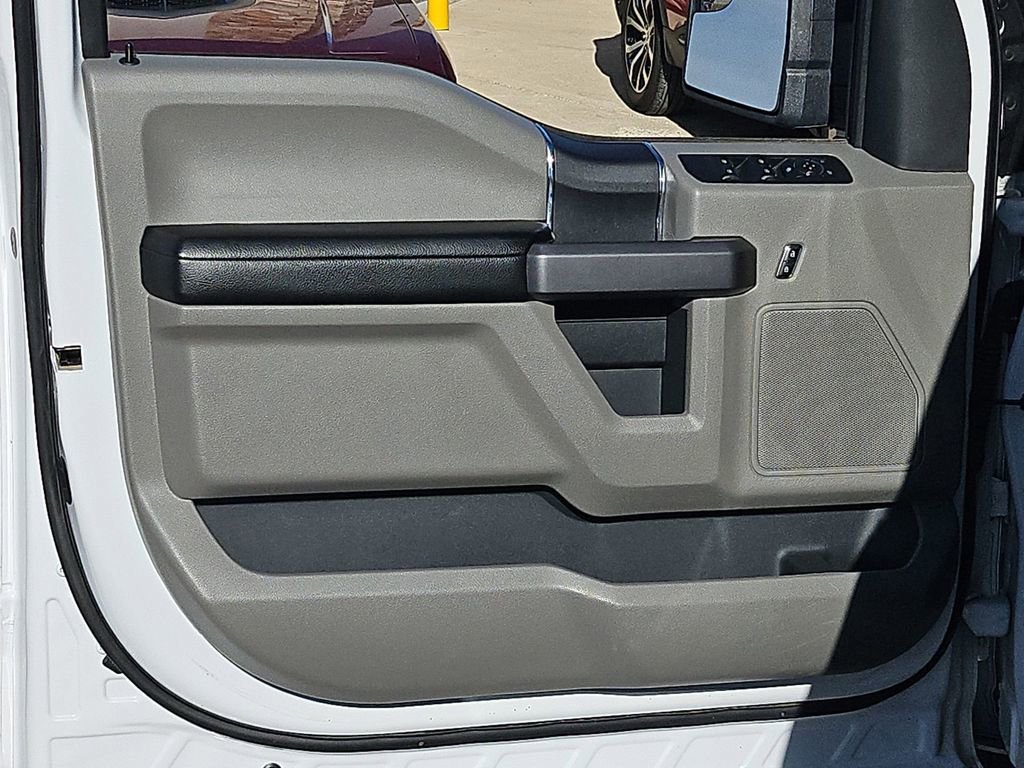 Used 2020 Ford F150 XLT image 30