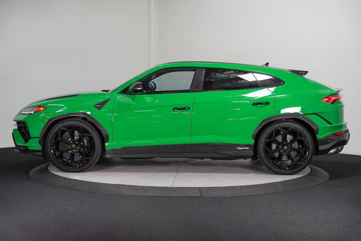 Used 2023 Lamborghini Urus Performante image 7