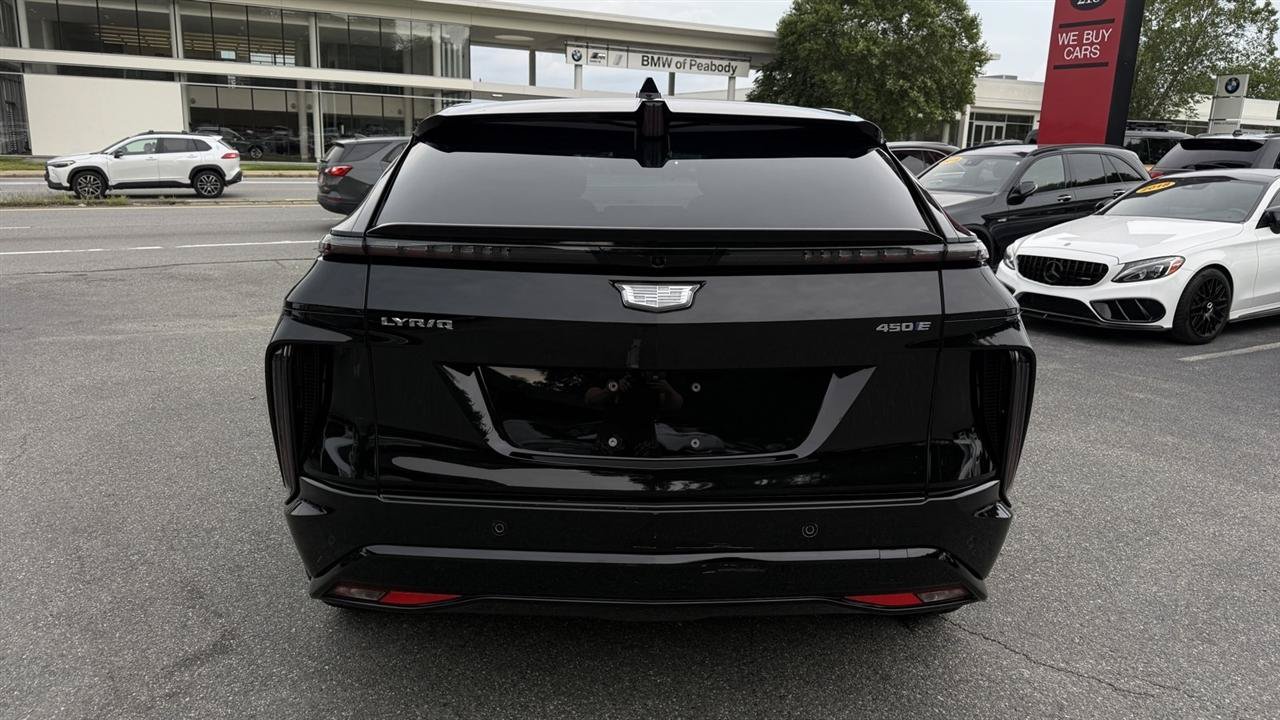 Used 2024 Cadillac Lyriq Sport RWD image 15