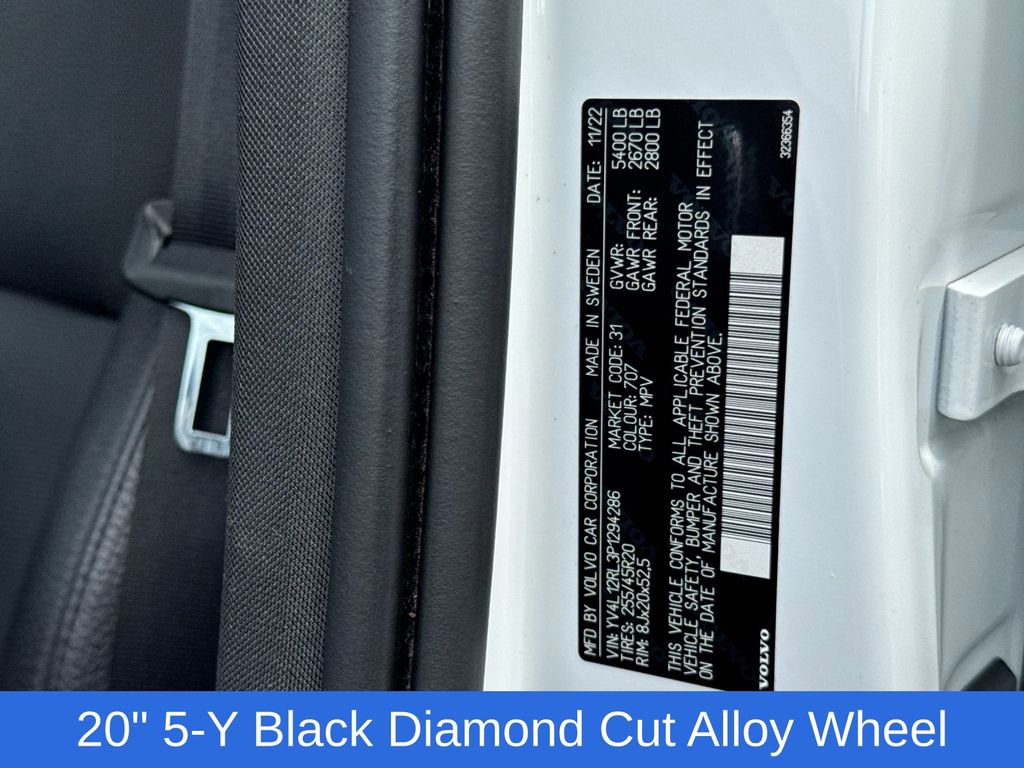 Certified 2023 Volvo XC60 B5 Plus image 28