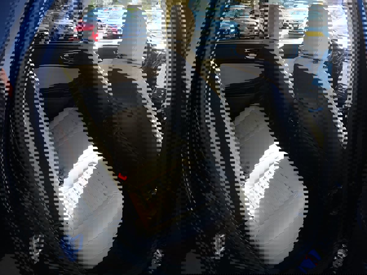 Used 2021 Ford Edge SEL w/ Cargo Accessory Package image 26