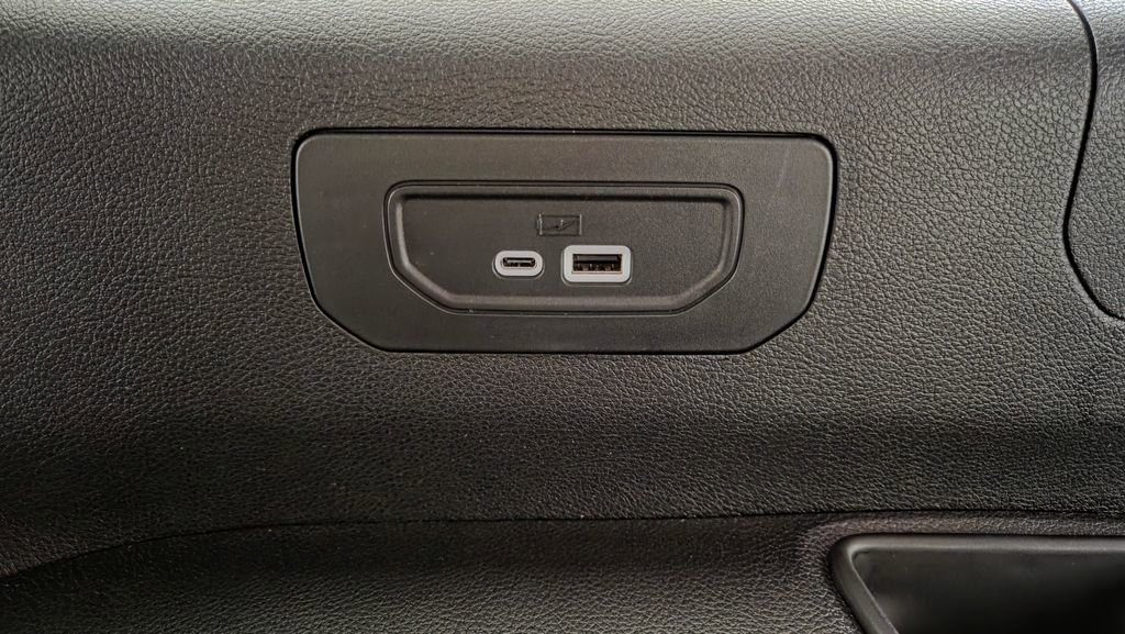 Used 2022 Jeep Grand Cherokee L Altitude image 34