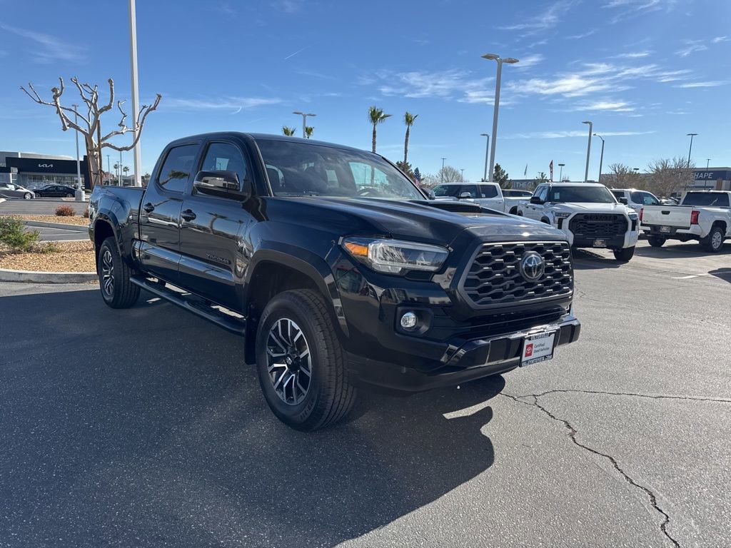 Certified 2022 Toyota Tacoma TRD Sport w/ Technology Package AWD/4WD image 4