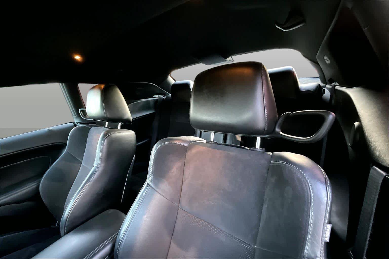 Used 2018 Dodge Challenger SXT Plus RWD image 15