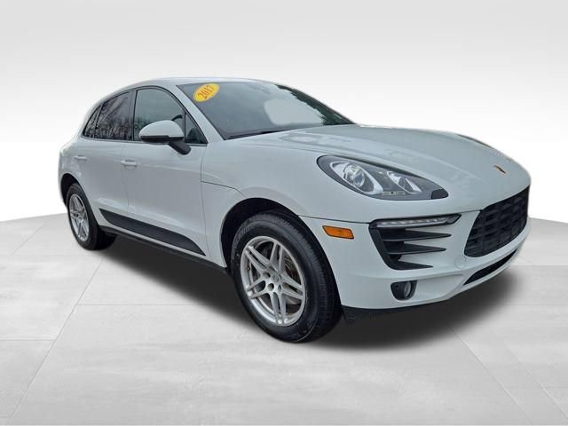 Used 2017 Porsche Macan image 1