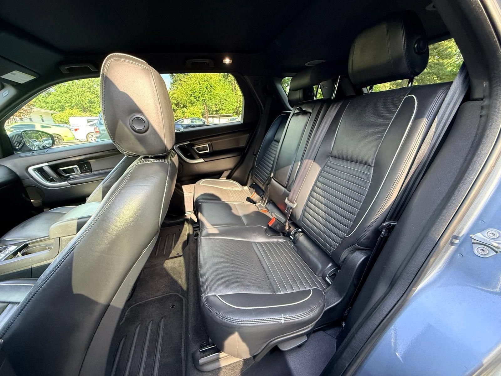 Used 2018 Land Rover Discovery Sport HSE Luxury AWD/4WD image 33