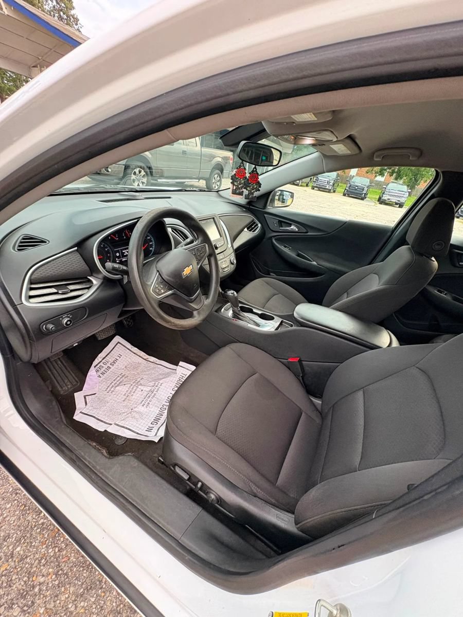 Used 2018 Chevrolet Malibu LS FWD image 7