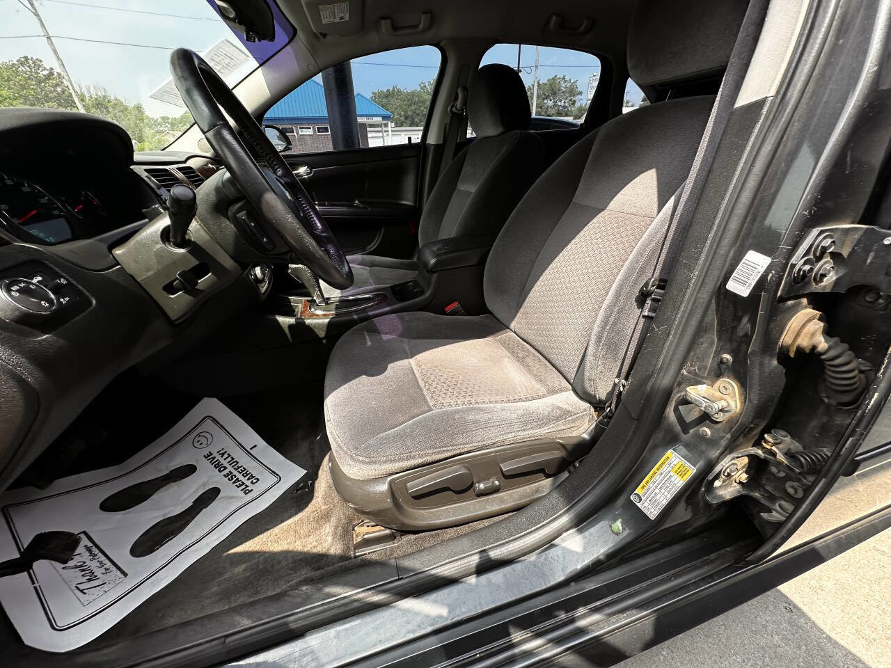 Used 2013 Chevrolet Impala LT FWD image 14