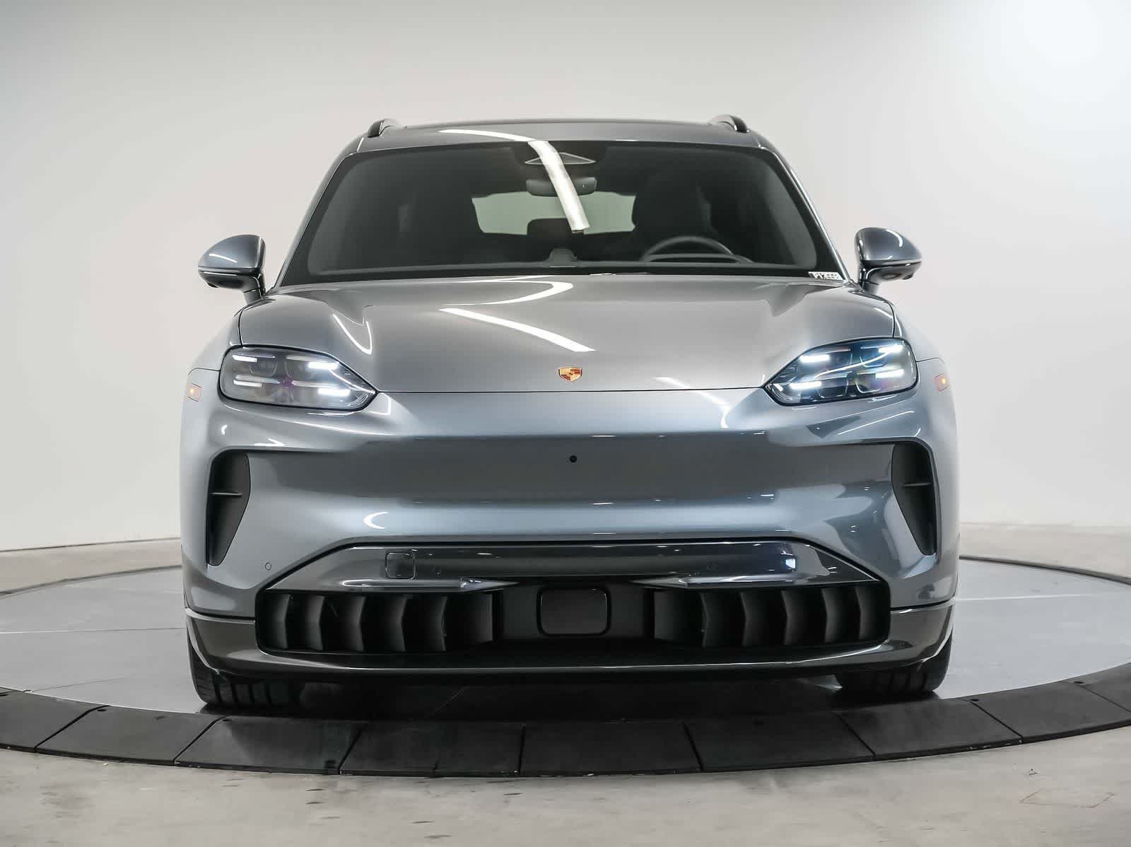 New 2026 Porsche Cayenne Electric AWD/4WD image 4