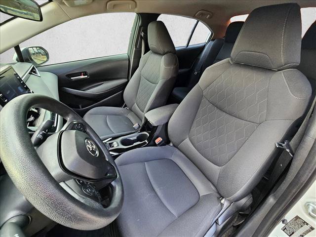 Used 2021 Toyota Corolla LE FWD image 14