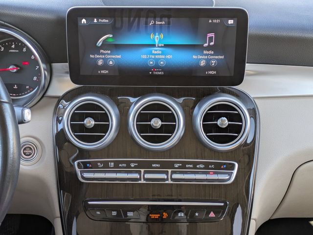 Used 2021 Mercedes-Benz GLC 300 image 23