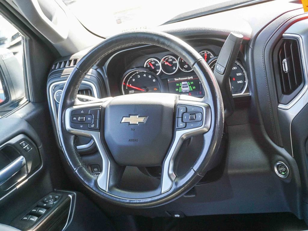 Used 2021 Chevrolet Silverado 1500 LT w/ Convenience Package II image 16