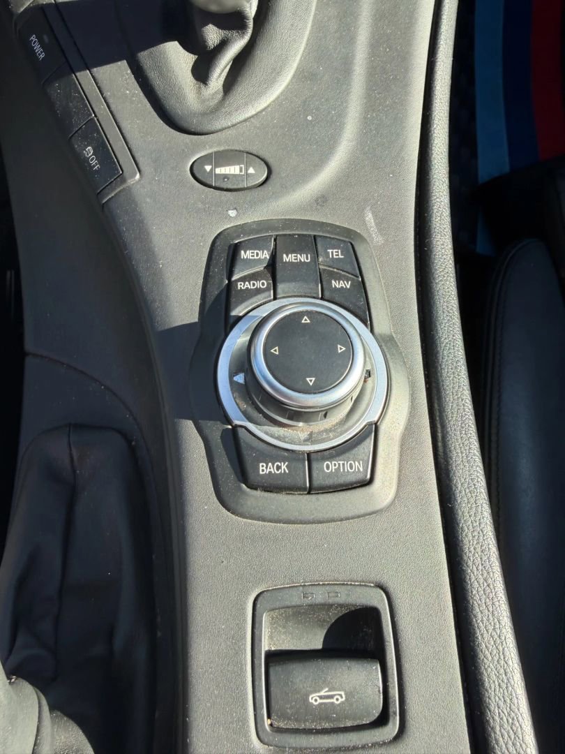 Used 2013 BMW M3 Convertible image 24