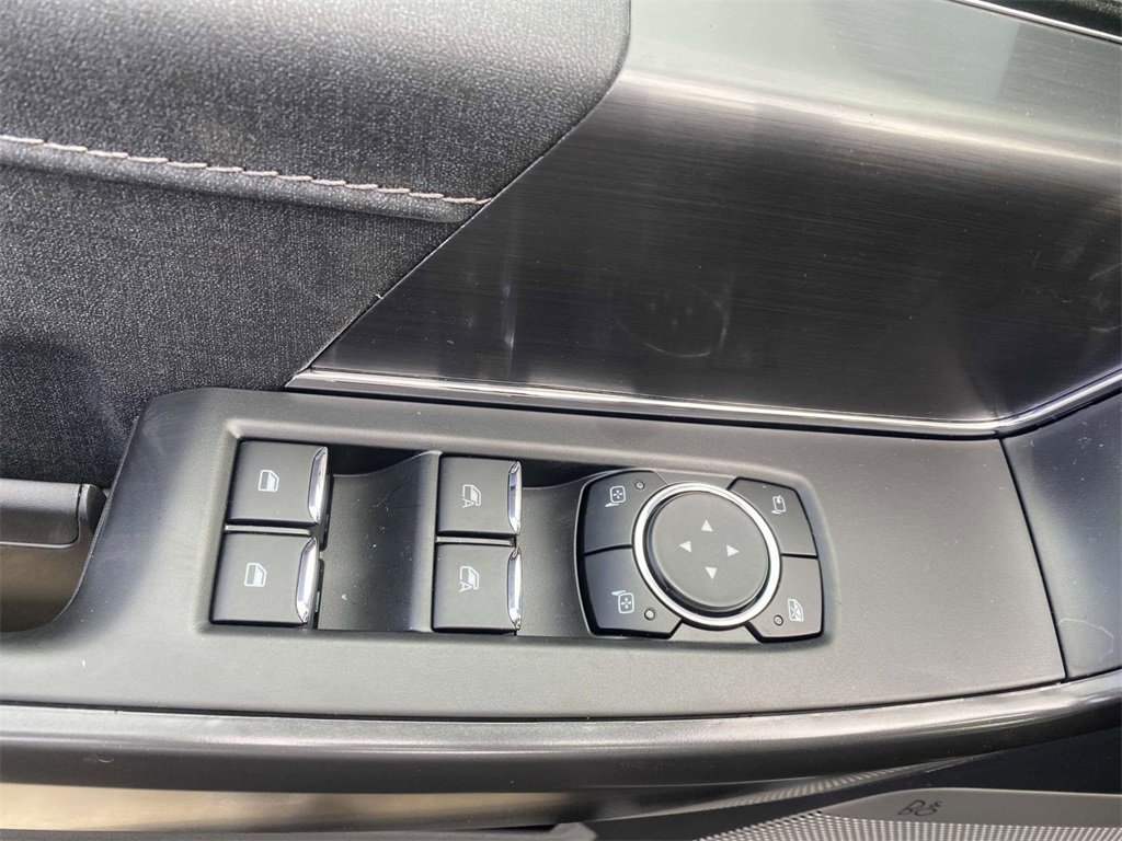 New 2025 Ford F150 Lariat w/ Equipment Group 501A Mid image 16