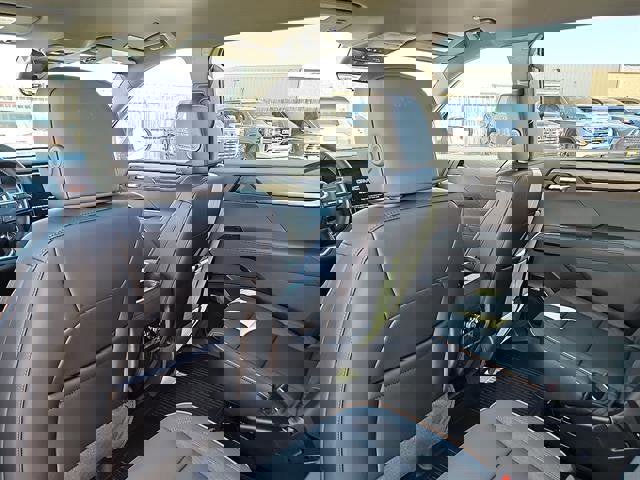 New 2026 GMC Acadia AT4 image 9