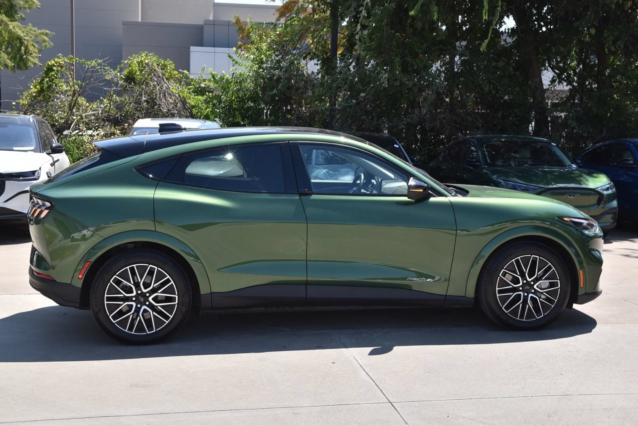 Certified 2025 Ford Mustang Mach-E Premium AWD/4WD image 6