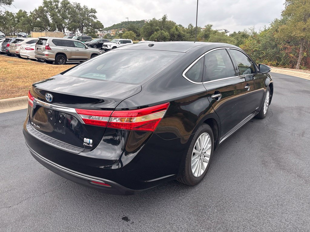 Used 2014 Toyota Avalon XLE Touring FWD image 5