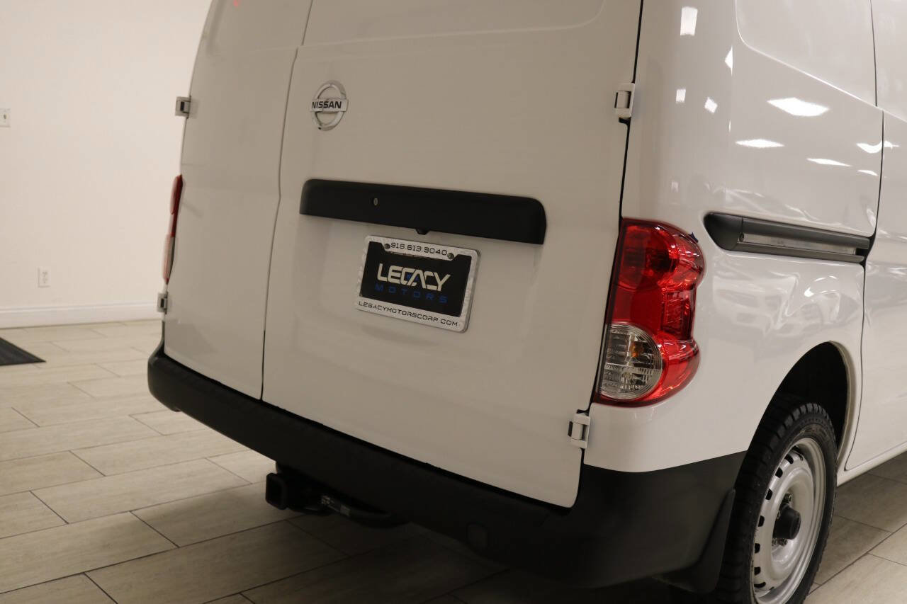 Used 2020 Nissan NV200 S w/ Back Door Glass Package image 77