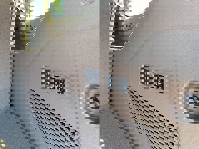 New 2026 GMC Yukon XL Denali w/ Denali Reserve Package AWD/4WD image 10