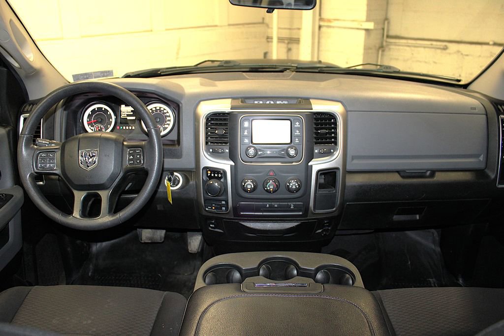 Certified 2020 RAM 1500 Classic Warlock AWD/4WD image 9