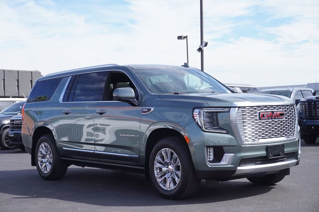 Certified 2024 GMC Yukon XL Denali image 4