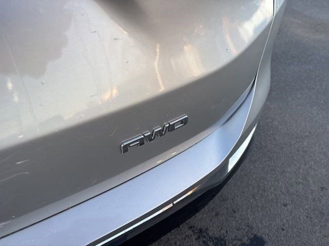 Used 2020 GMC Terrain SLT w/ LPO, Floor Liner Package image 48