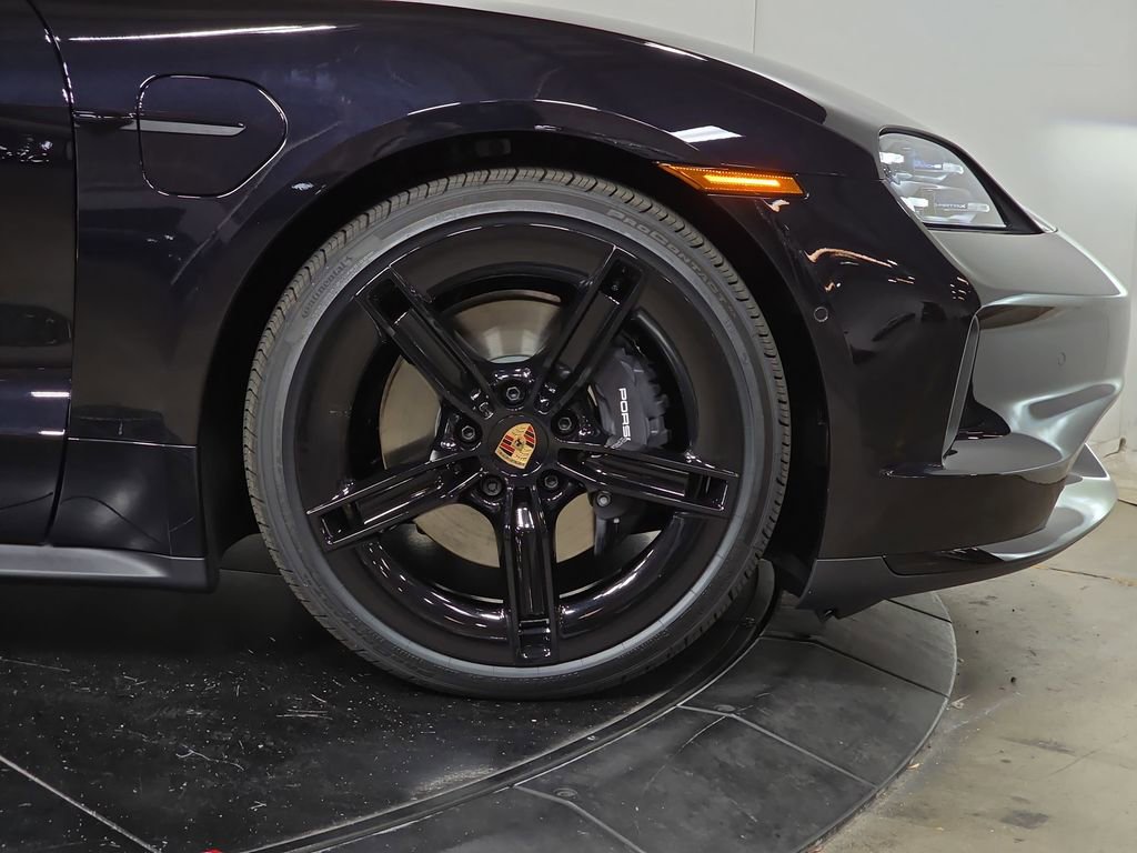 New 2026 Porsche Taycan image 11