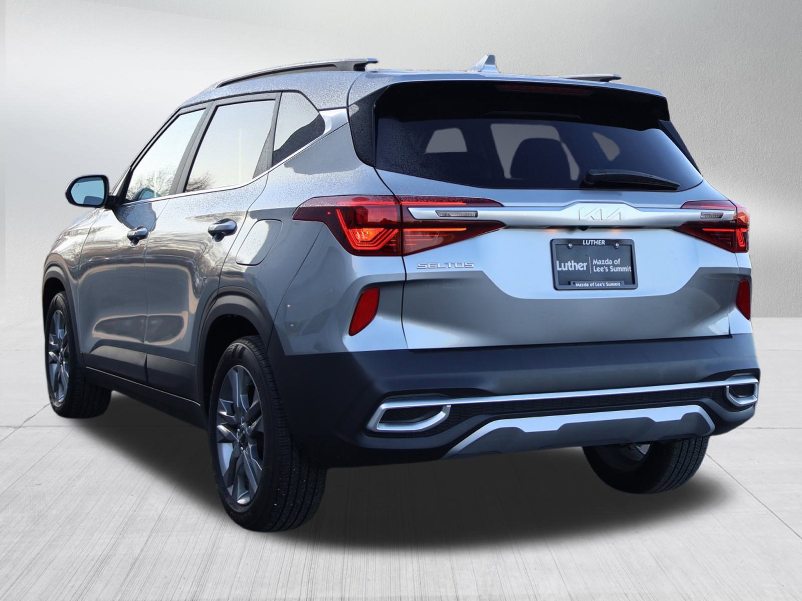 Used 2023 Kia Seltos S image 5