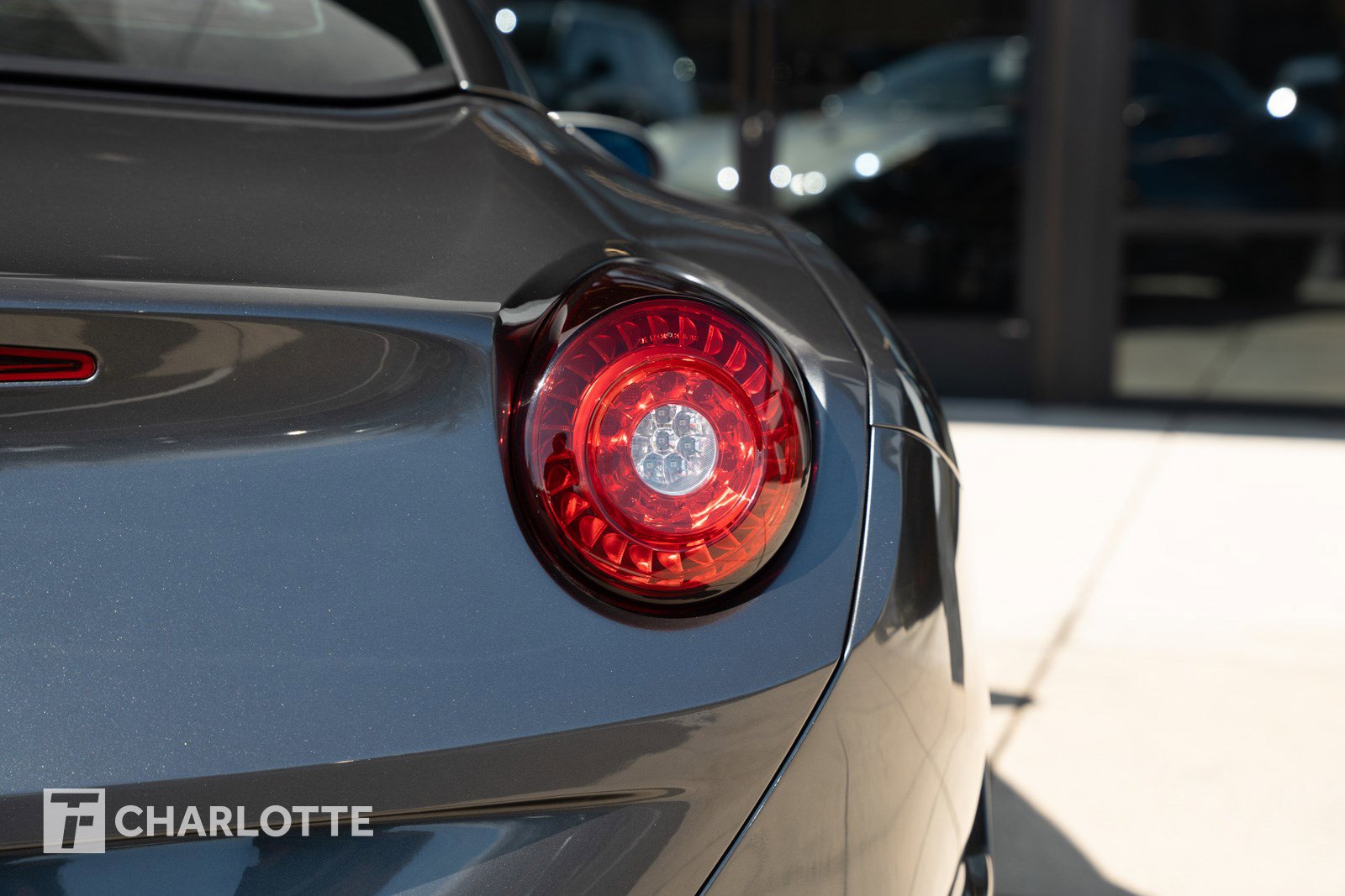 Used 2016 Ferrari California T image 17