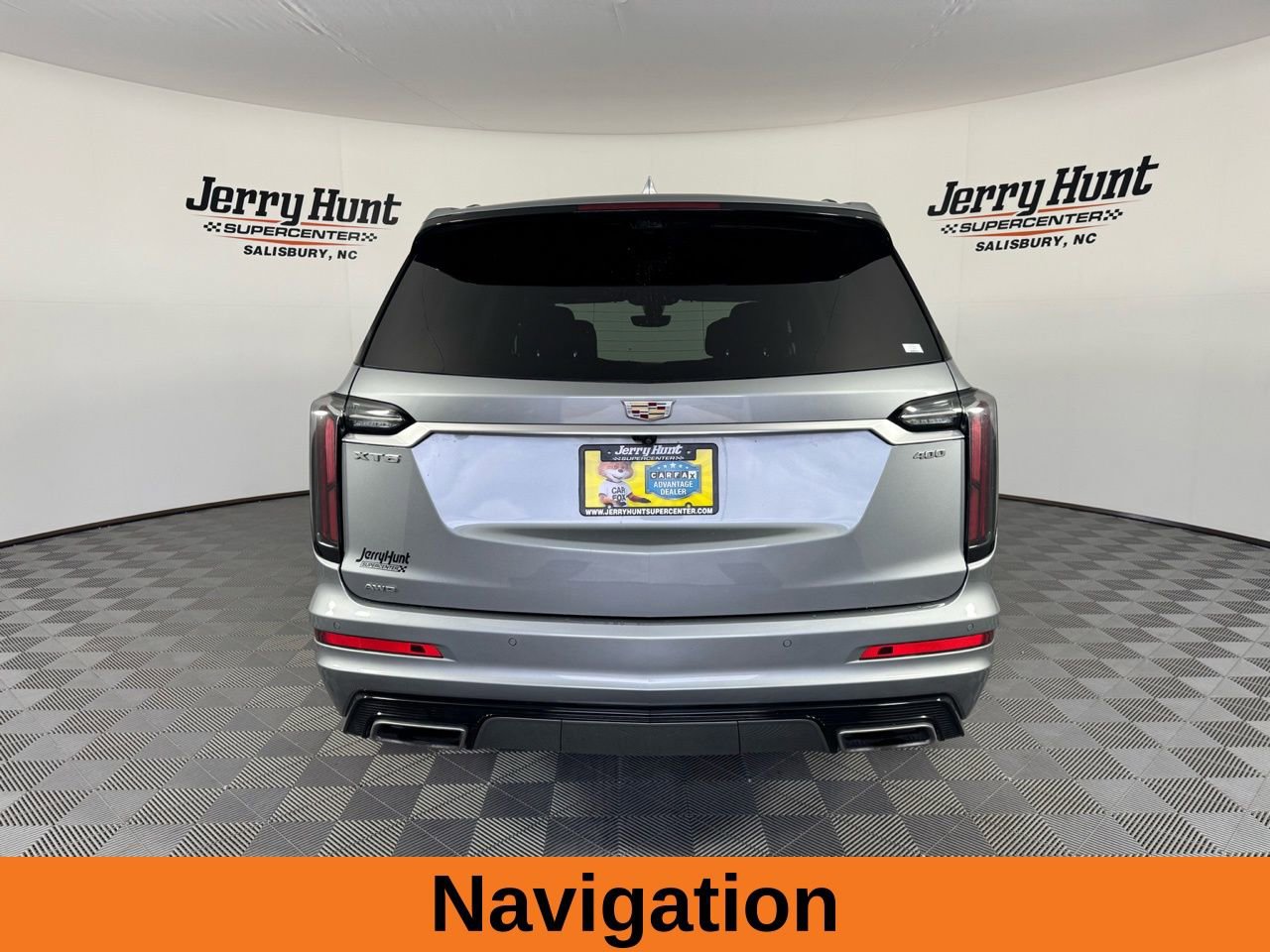 Used 2024 Cadillac XT6 Sport w/ Technology Package image 9