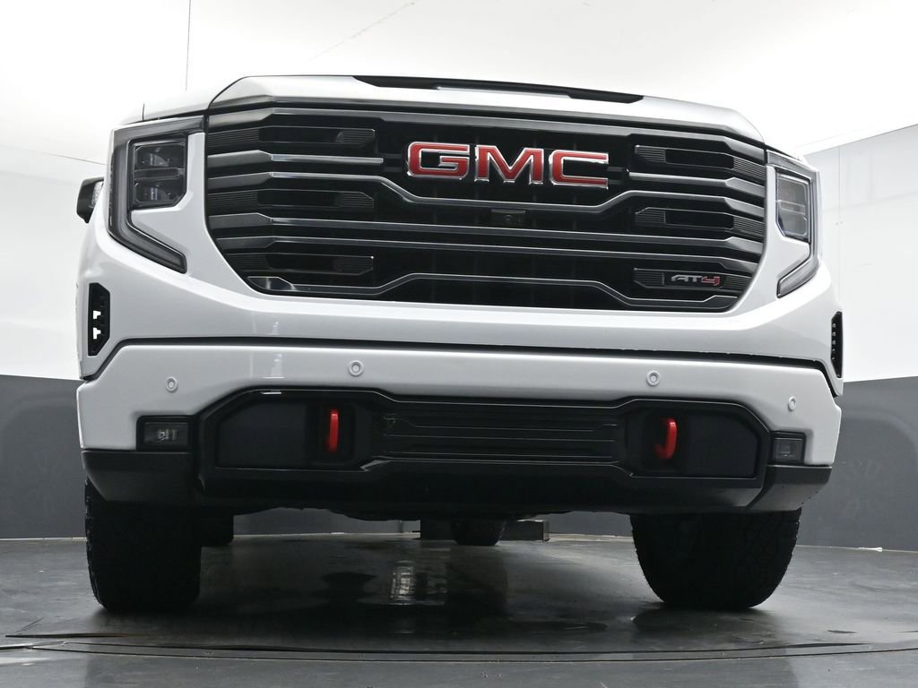 Used 2024 GMC Sierra 1500 AT4 w/ Technology Package AWD/4WD image 34