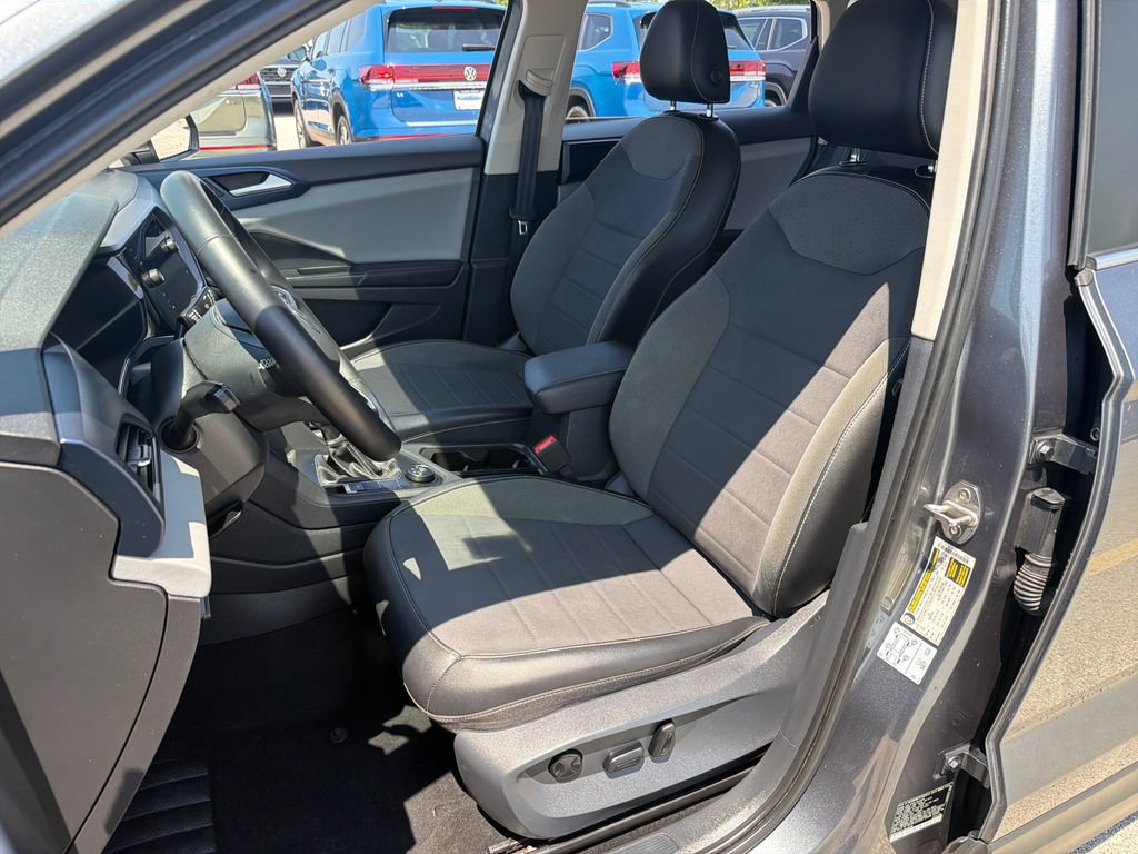 Certified 2022 Volkswagen Taos SE AWD/4WD image 7
