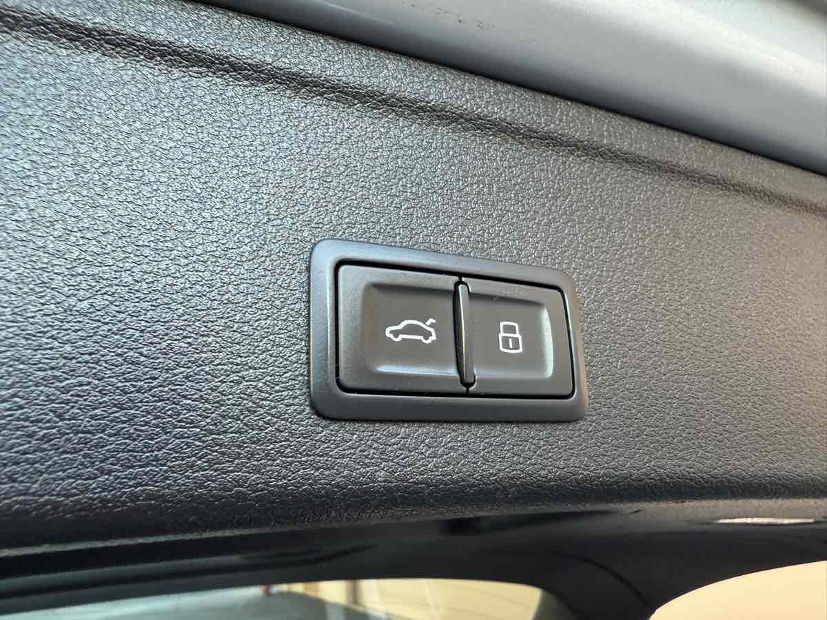 Used 2018 Audi A4 2.0T allroad Premium Plus image 74