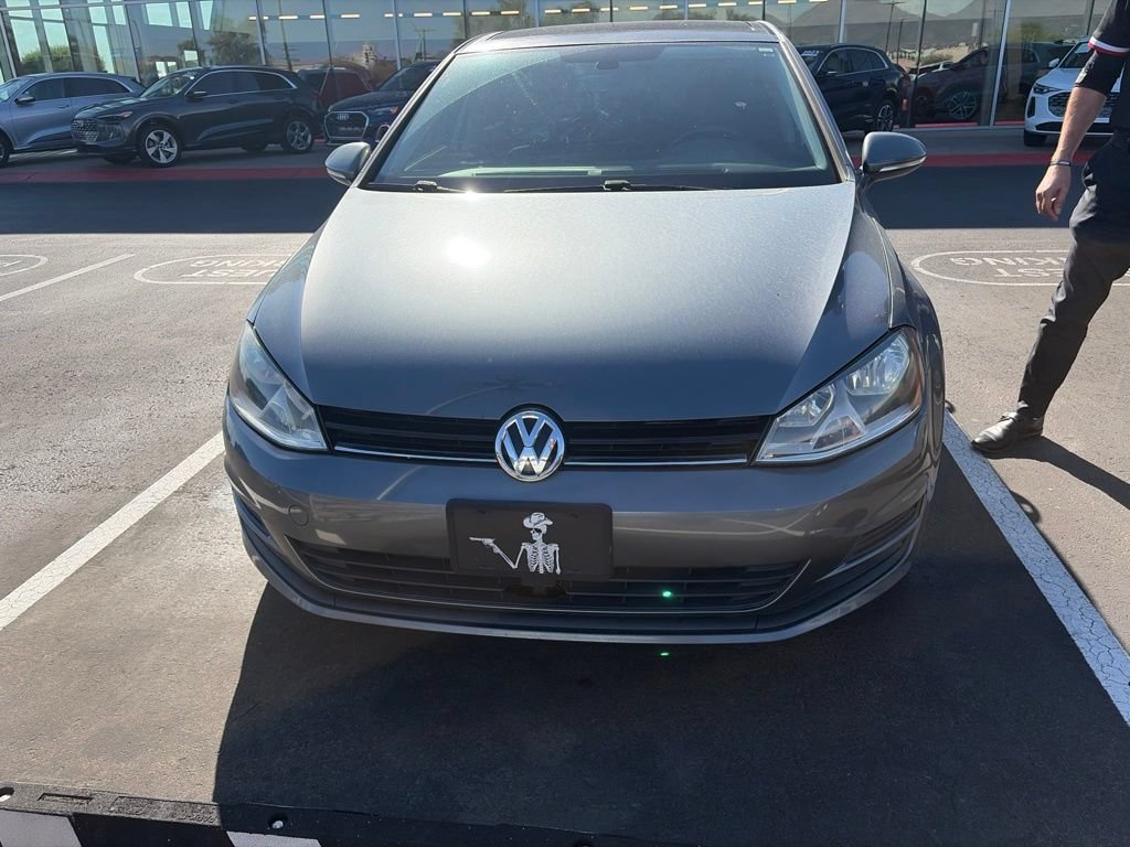 Used 2017 Volkswagen Golf Wolfsburg Edition FWD image 2