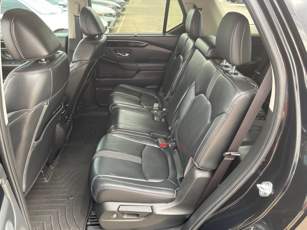 Certified 2024 Honda Pilot Touring image 11