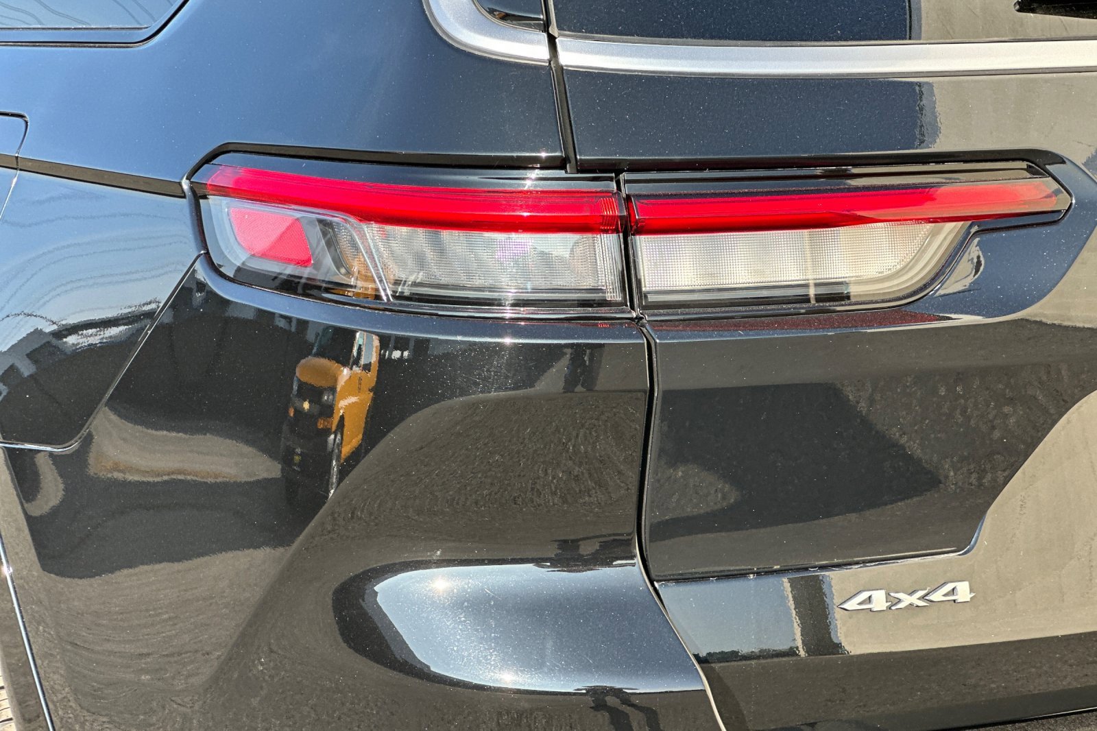 Used 2023 Jeep Grand Cherokee L Summit image 39