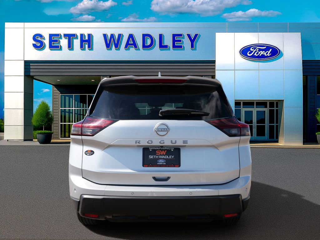 Used 2025 Nissan Rogue SV FWD image 5